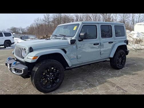2024 Jeep Wrangler 4xe Sahara