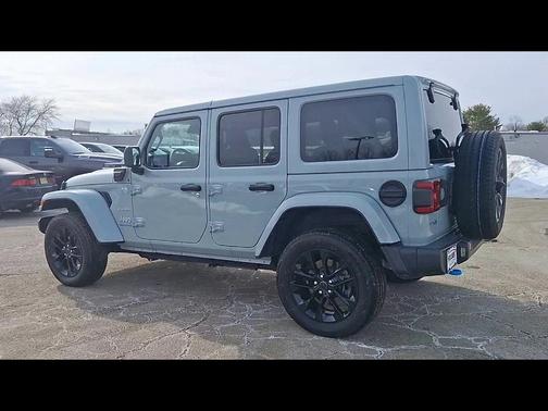 2024 Jeep Wrangler 4xe Sahara