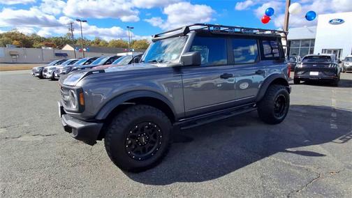 2022 Ford Bronco Base