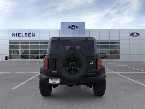 SHADOW BLACK 2026 Ford Bronco Badlands