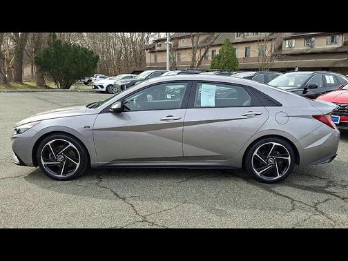 Fluid Metal 2023 Hyundai ELANTRA N Line