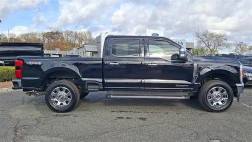 2023 Ford F-250 LARIAT