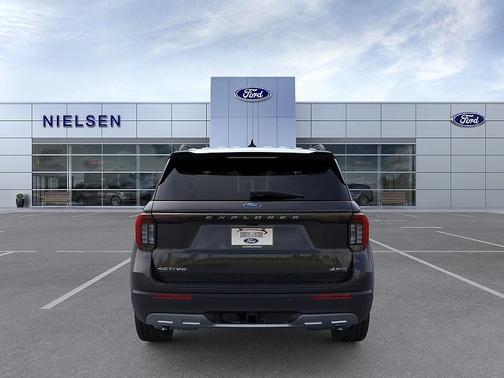 AGATE BLACK METALLIC 2026 Ford Explorer Active