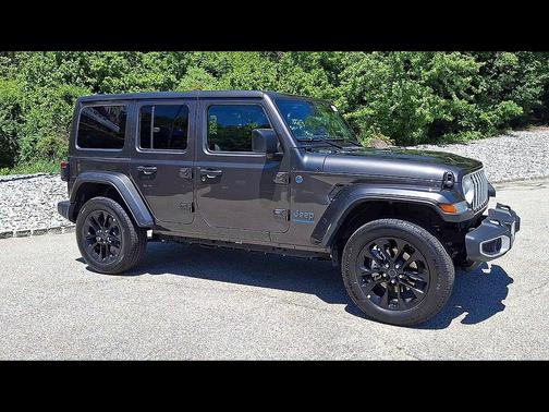 Granite Crystal Metallic Clearcoat 2025 Jeep Wrangler 4xe Sahara