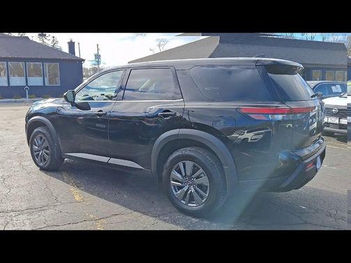 Super Black 2025 Nissan Pathfinder S 4WD
