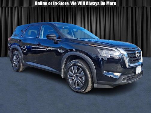 Super Black 2025 Nissan Pathfinder S 4WD
