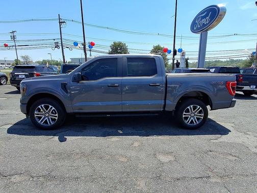 CARBONIZED GRAY METALLIC 2023 Ford F-150 XL