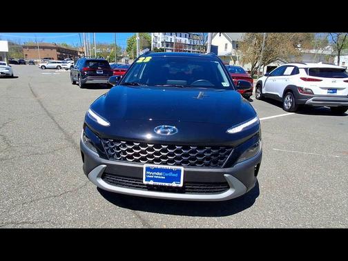 Abyss Black Pearl 2023 Hyundai KONA SEL