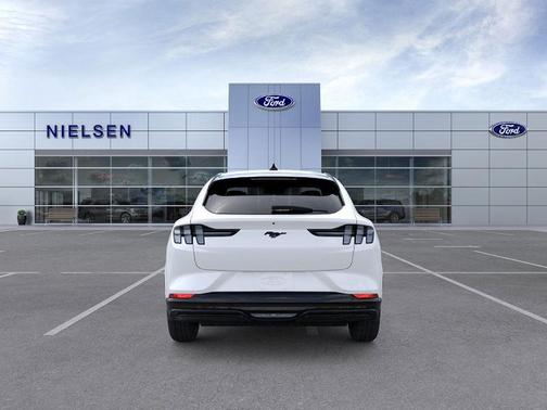 STAR WHITE MET TRI-COAT 2025 Ford Mustang Mach-E Premium
