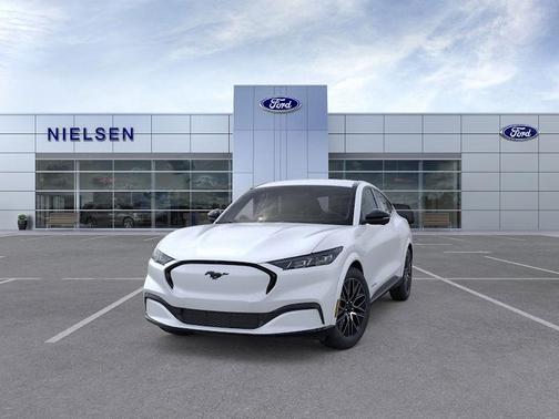STAR WHITE MET TRI-COAT 2025 Ford Mustang Mach-E Premium