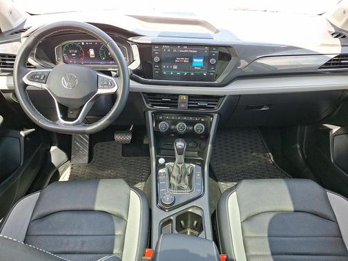 GRAY 2022 Volkswagen Taos 1.5T SEL