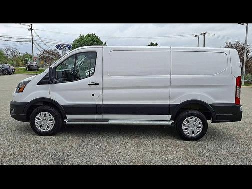 OXFORD WHITE 2025 Ford Transit-250 Base