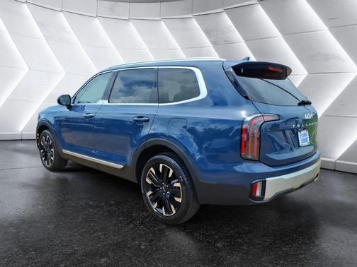 Midnight Black 2024 Kia Telluride SX