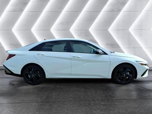 White 2026 Hyundai ELANTRA SEL Sport