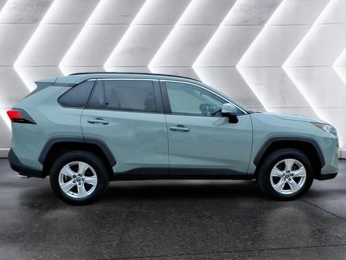 Lunar Rock 2021 Toyota RAV4 XLE