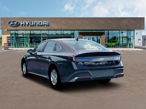 Black 2026 Hyundai SONATA SE