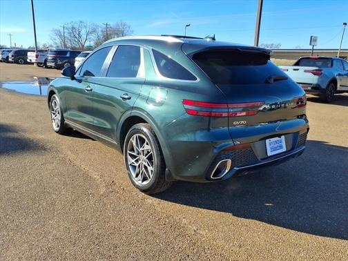 2022 Genesis GV70 2.5T