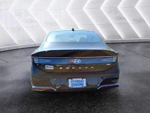 Onyx Black 2024 Hyundai SONATA Hybrid SEL