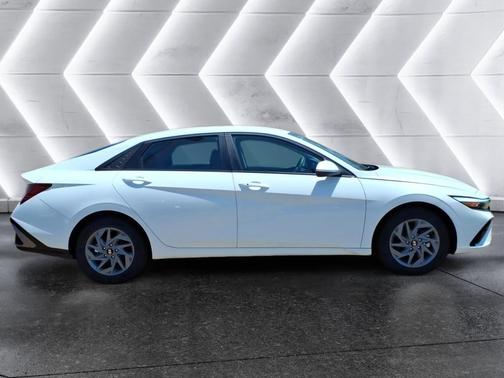 White 2025 Hyundai ELANTRA HEV Blue