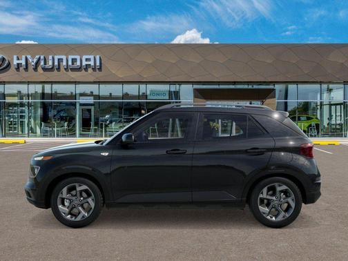 Onyx Black 2026 Hyundai VENUE SEL