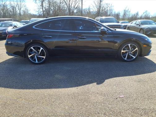 2021 Hyundai SONATA SEL Plus