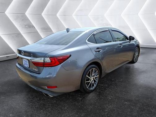 2016 Lexus ES 350 Base