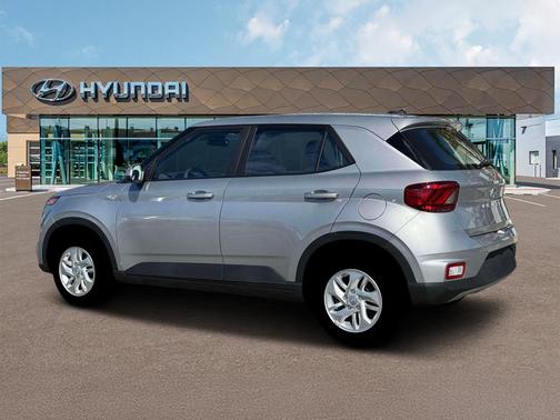 Shimmering Silver 2026 Hyundai VENUE SE