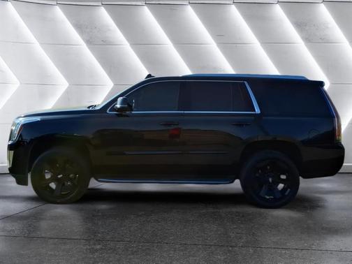 2018 Cadillac Escalade Luxury