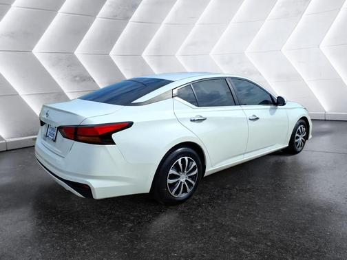 2022 Nissan Altima 2.5 S