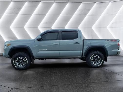 Cement 2021 Toyota Tacoma TRD Off Road
