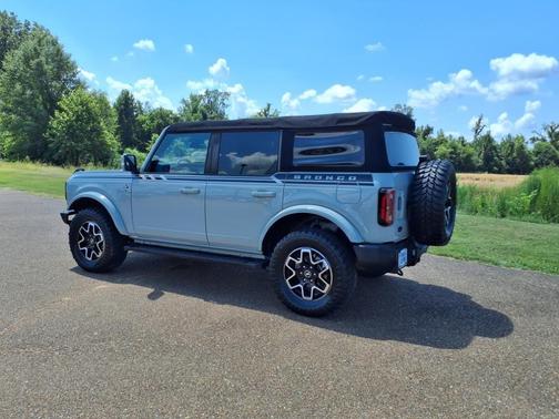 2021 Ford Bronco Outer Banks