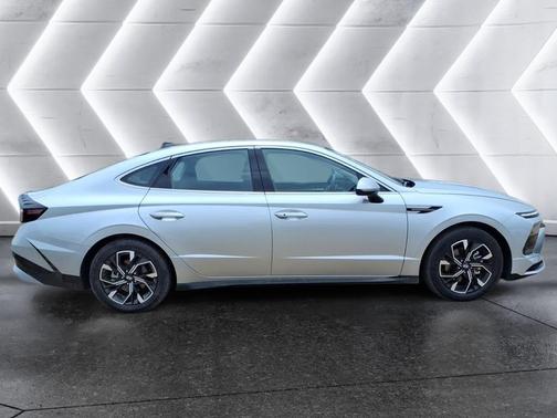 Silver 2025 Hyundai SONATA SEL