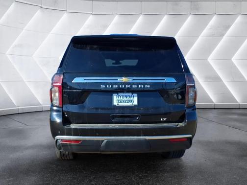 2021 Chevrolet Suburban LT