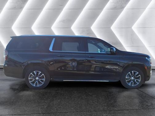 2021 Chevrolet Suburban LT