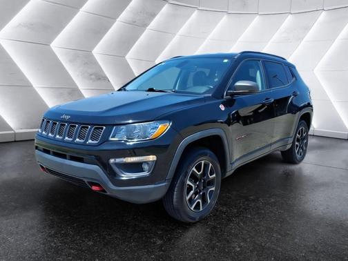 Diamond Black 2019 Jeep Compass Trailhawk