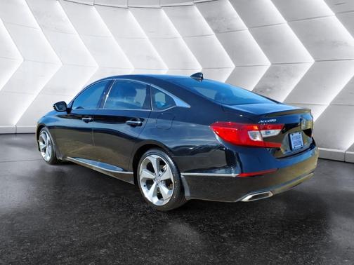 2020 Honda Accord Touring 2.0T