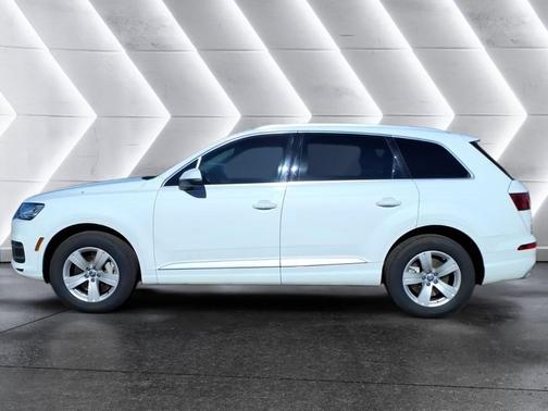 2019 Audi Q7 45 Premium Plus