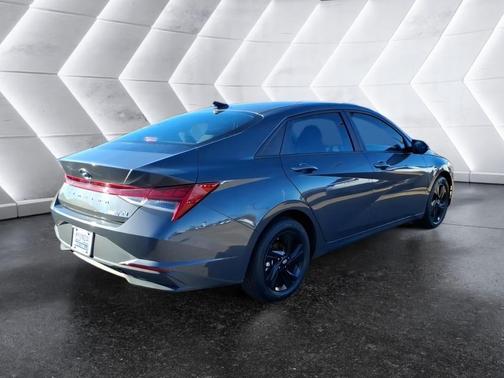 2023 Hyundai ELANTRA HEV Blue