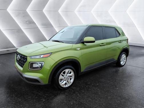 2021 Hyundai VENUE SE