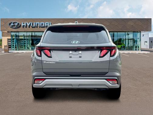 Hampton Gray 2026 Hyundai TUCSON SE