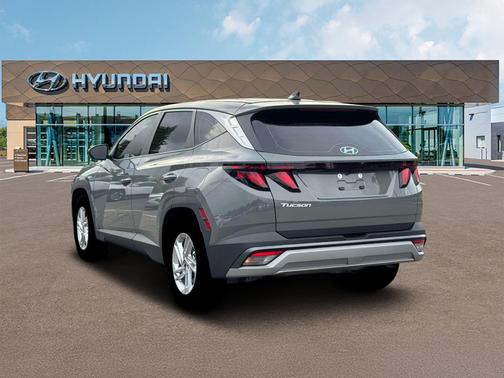 Hampton Gray 2026 Hyundai TUCSON SE