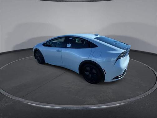 2025 Toyota Prius L
