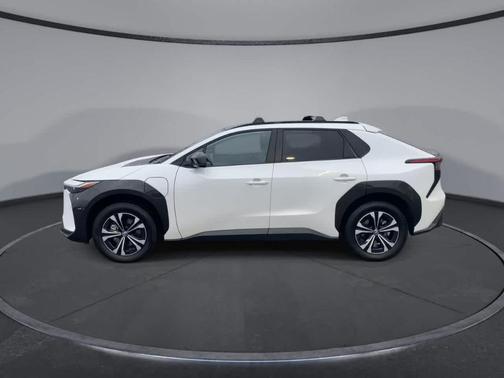 2025 Toyota bZ4X XLE