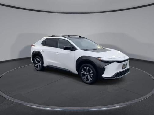 2025 Toyota bZ4X XLE