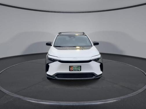 2025 Toyota bZ4X XLE