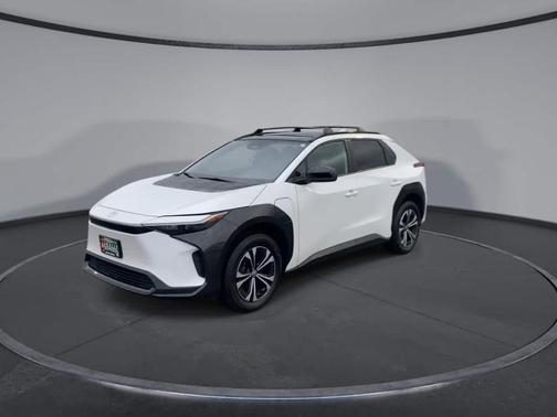 2025 Toyota bZ4X XLE