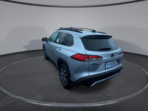 2025 Toyota Corolla Cross XLE