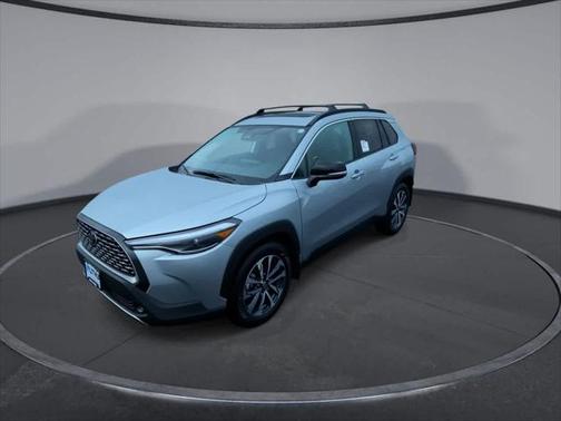 2025 Toyota Corolla Cross XLE