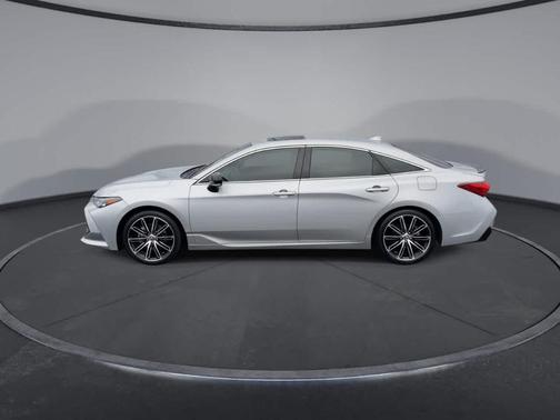 2022 Toyota Avalon Touring
