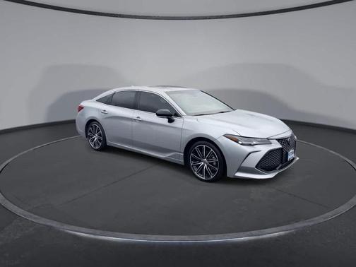 2022 Toyota Avalon Touring